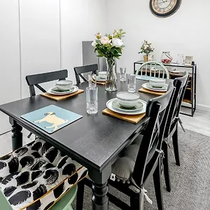 https://cosy-twickenham-rugby-gem.brighton-hotels-england.com